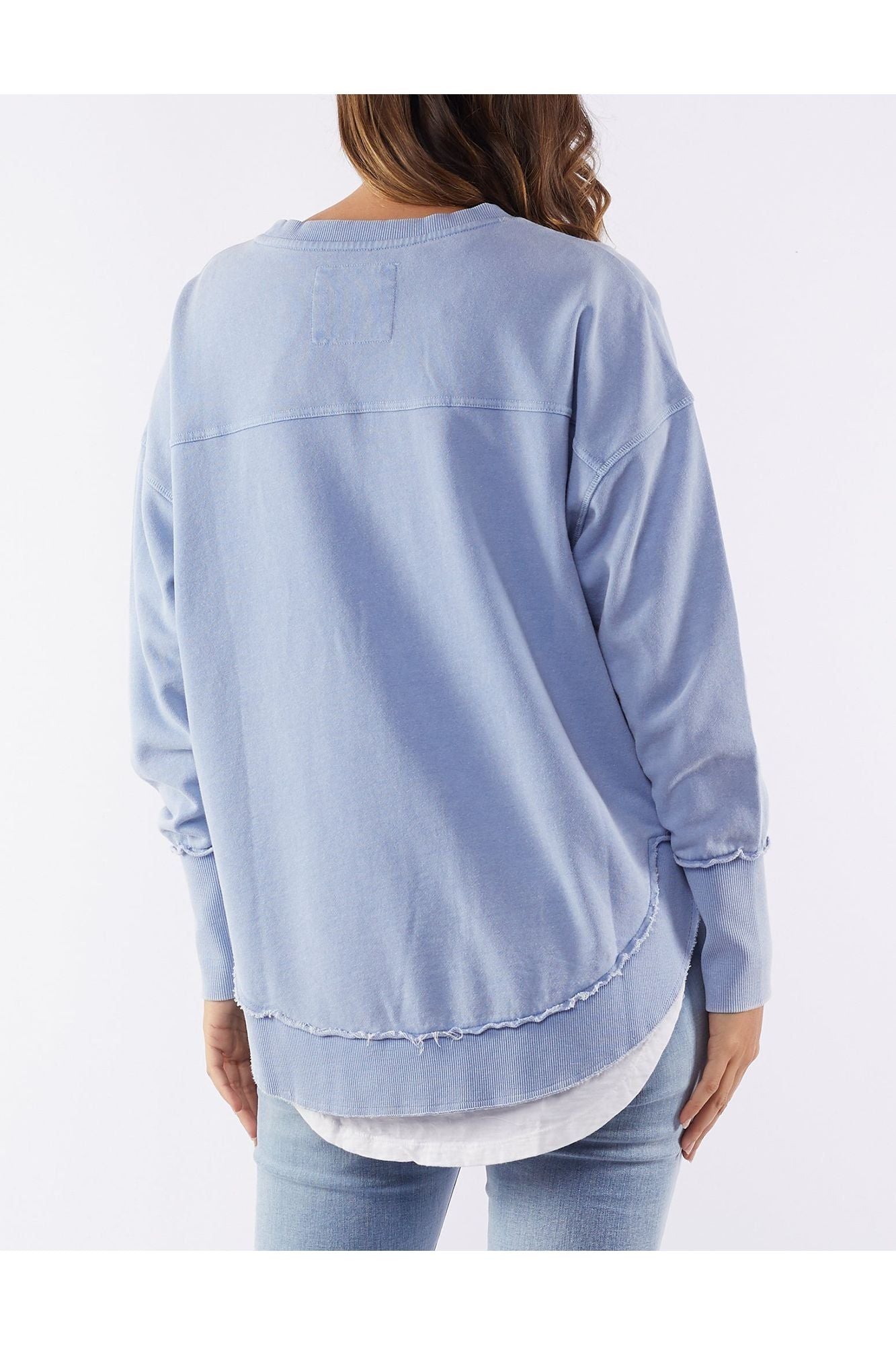 SIMPLIFIED CREW - Washed Light Blue