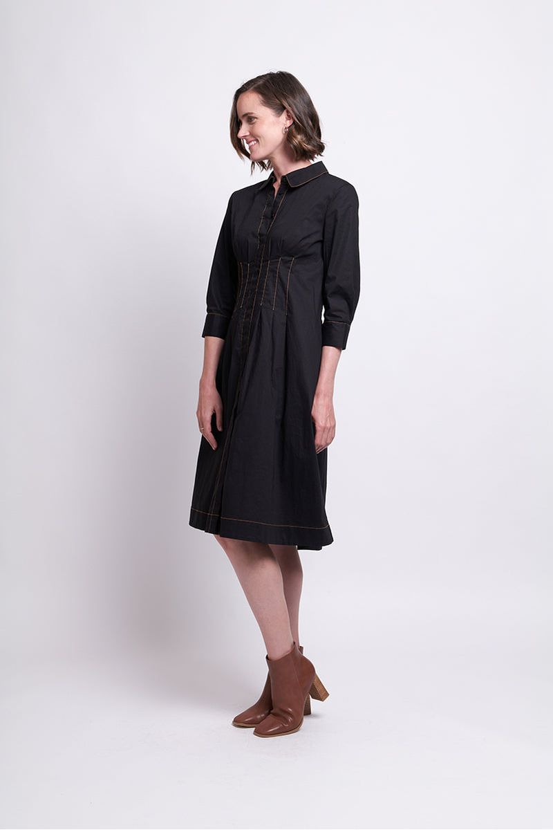 SHES A MOD DRESS - BLACK