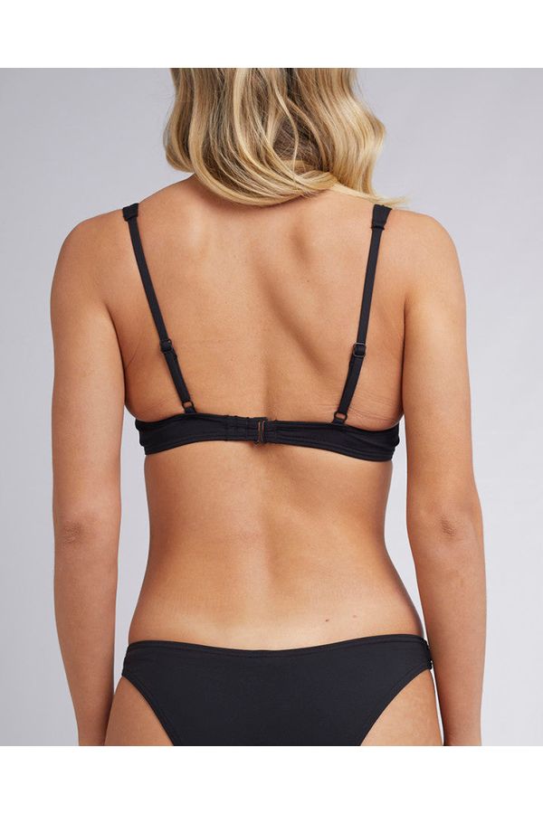 ESSENTIALS UNDERWIRE - BLACK