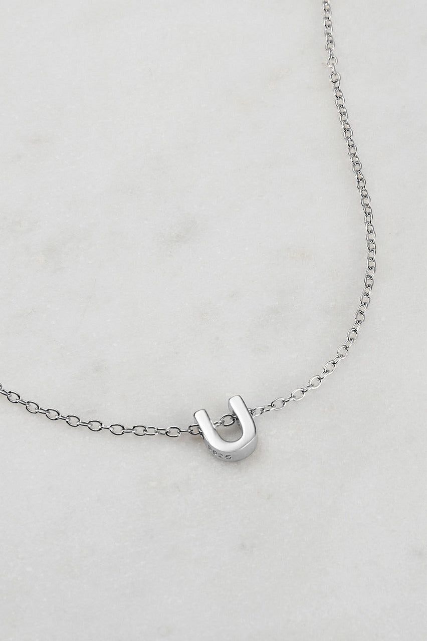 LETTER NECKLACE  - U