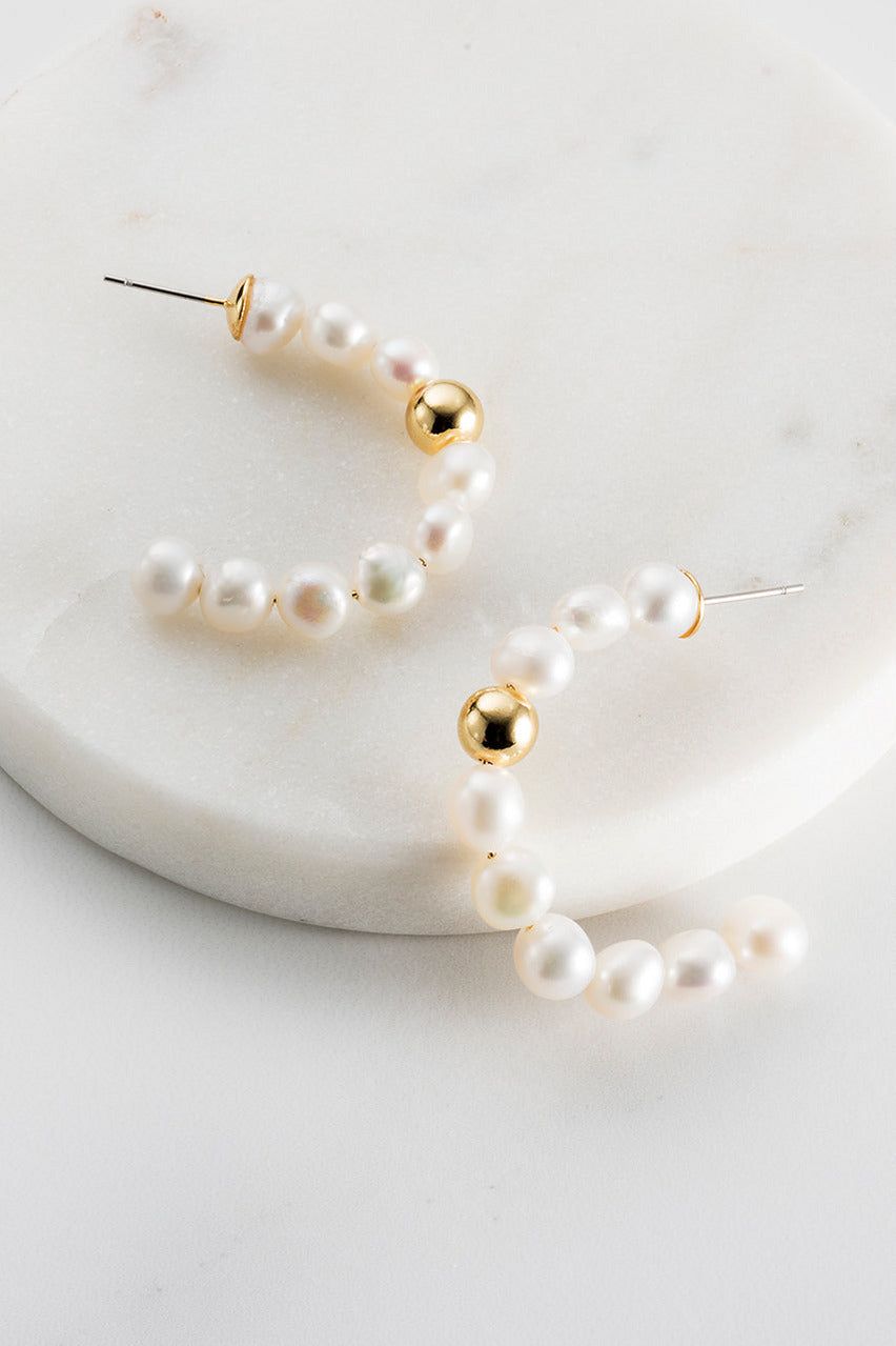 CHLOE PEARL EARRINGS